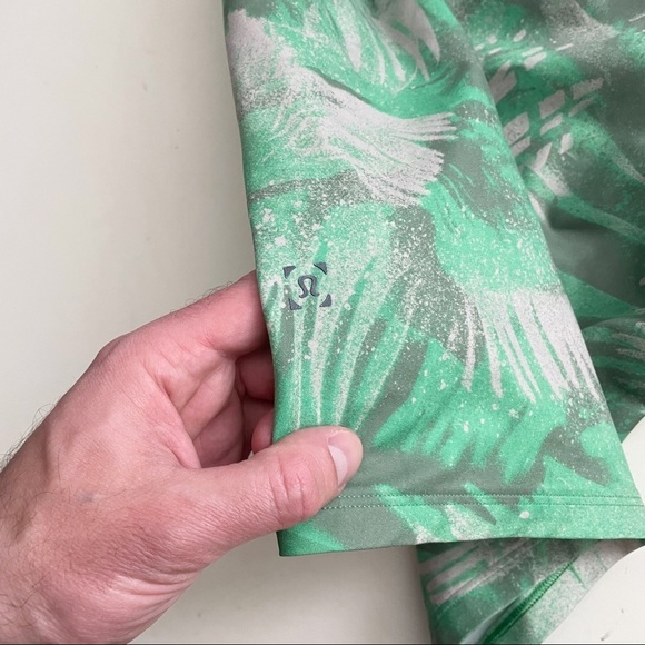 Lululemon Men’s 9” Current State Board Swim Short Green Size 31 - Picture 7 of 10